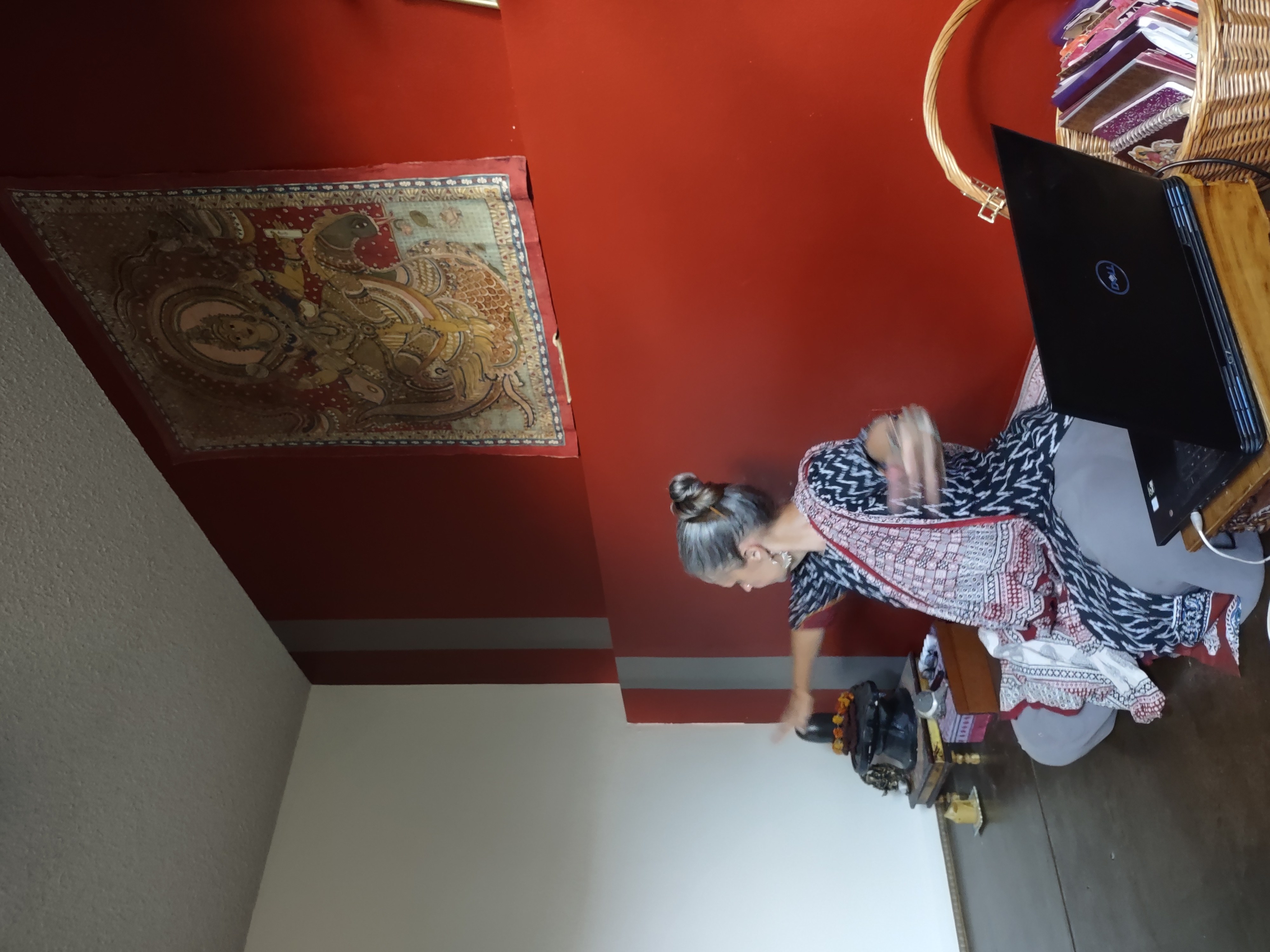 Laurissa Teaches in Longmont at the Koothambalam School